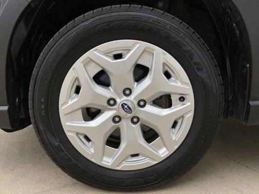 2022 Subaru Forester Base (CVT)