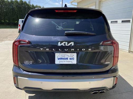 Gray 2025 Kia Telluride S