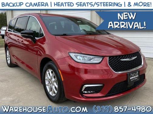 Red 2025 Chrysler Pacifica Select