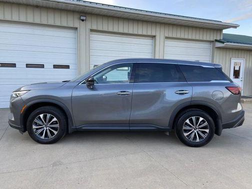 2025 INFINITI QX60 Pure