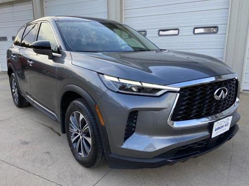 2025 INFINITI QX60 Pure