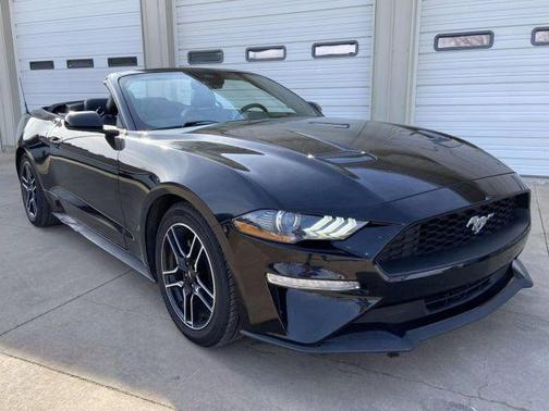 2022 Ford Mustang EcoBoost Premium