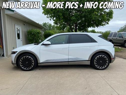 White 2024 Hyundai IONIQ 5 Limited