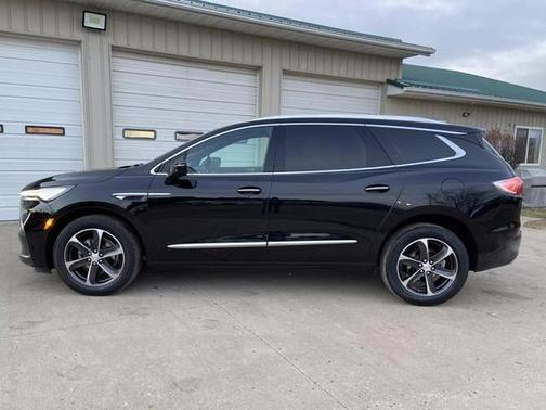 2022 Buick Enclave Essence