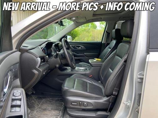 Silver 2019 Chevrolet Traverse Premier