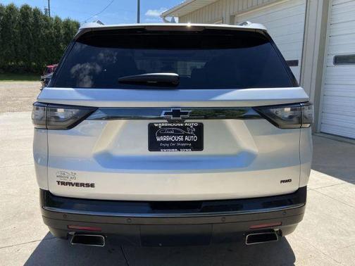 Silver 2019 Chevrolet Traverse Premier