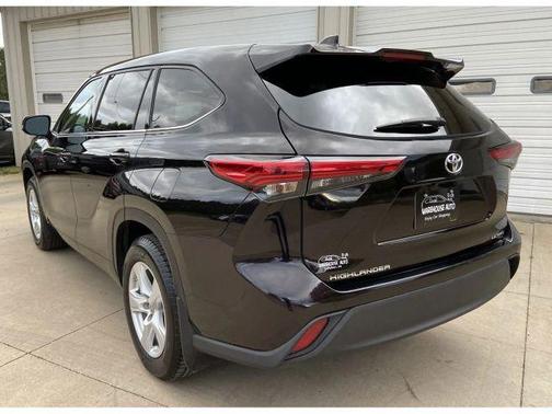 2021 Toyota Highlander LE