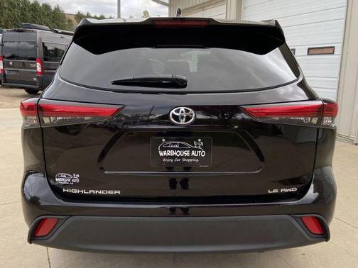 2021 Toyota Highlander LE