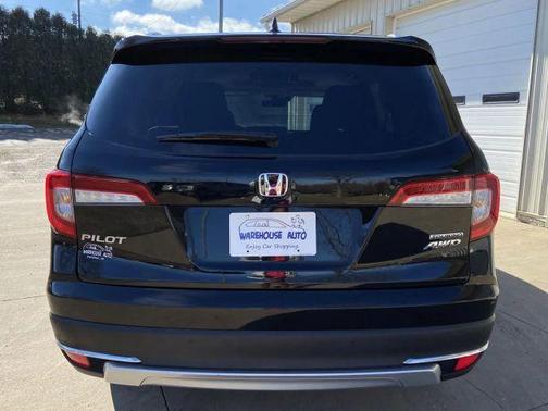 2022 Honda Pilot Touring 7-Passenger