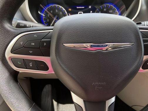 2021 Chrysler Pacifica Touring