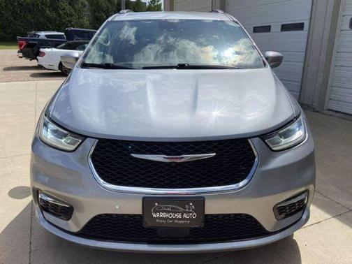2021 Chrysler Pacifica Touring