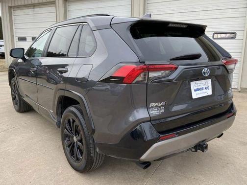 2023 Toyota RAV4 Hybrid SE