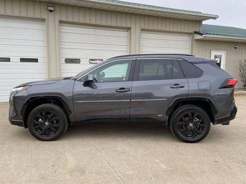 2023 Toyota RAV4 Hybrid SE