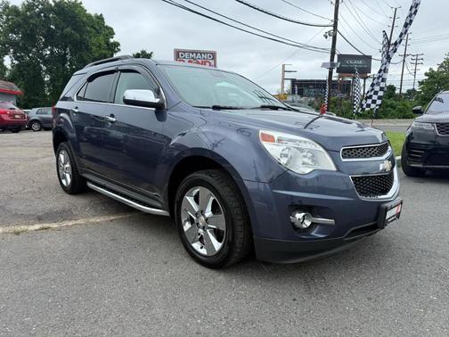 Blue 2014 Chevrolet Equinox 2LT