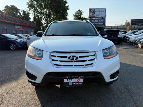 Pearl White 2010 Hyundai SANTA FE GLS