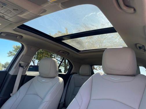2023 Cadillac XT4 Luxury