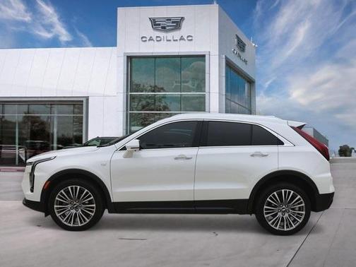 2025 Cadillac XT4 Premium Luxury