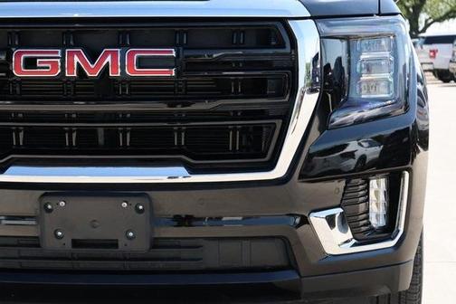 2024 GMC Yukon XL SLE