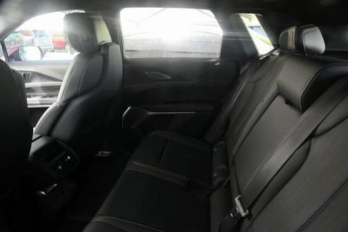 2025 Cadillac LYRIQ Sport