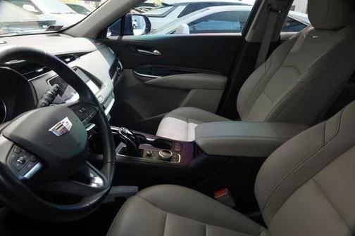 2023 Cadillac XT4 Luxury