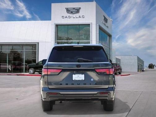 2024 Toyota Sequoia Platinum