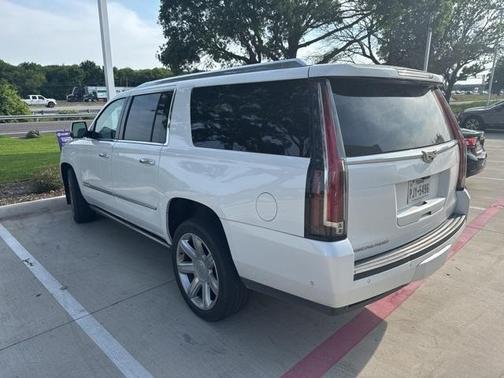 2019 Cadillac Escalade ESV Premium Luxury