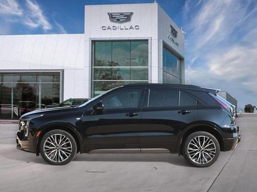 2024 Cadillac XT4 Sport