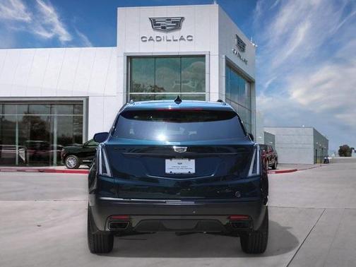 2024 Cadillac XT5 Sport