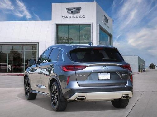 2023 INFINITI QX50 Luxe