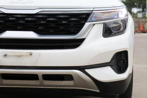 2022 Kia Seltos S