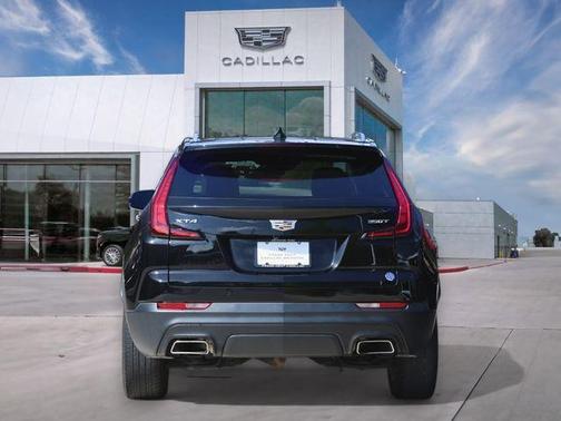 2023 Cadillac XT4 Luxury