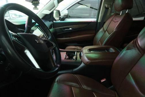2015 Cadillac Escalade Luxury