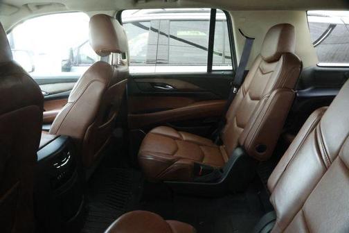 2015 Cadillac Escalade Luxury
