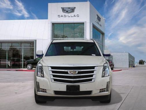 2015 Cadillac Escalade Luxury
