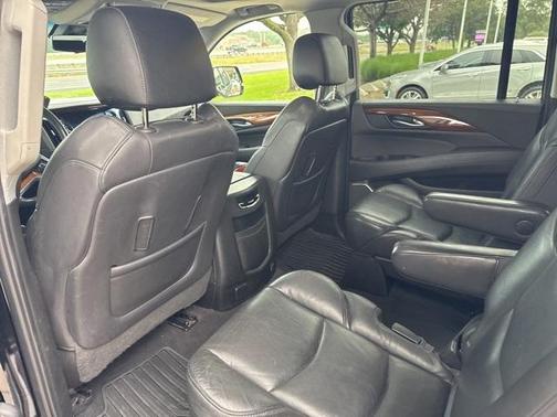 2019 Cadillac Escalade ESV Luxury