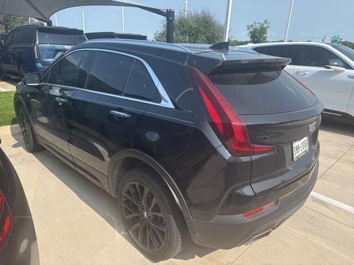 2023 Cadillac XT4 Luxury