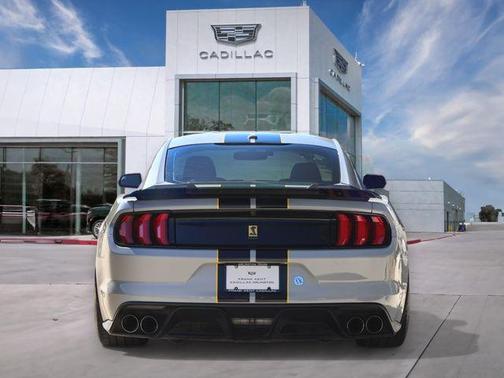 2016 Ford Shelby GT350 Base