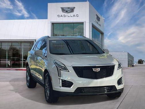2025 Cadillac XT5 Sport