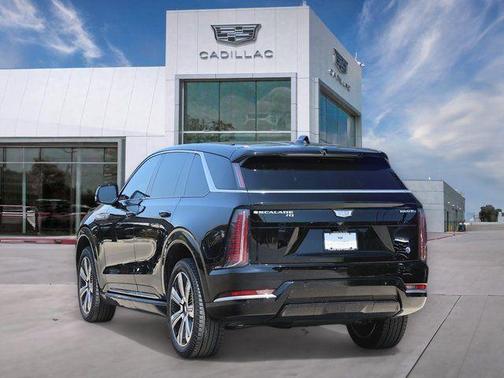 2025 Cadillac Escalade IQ Luxury 2