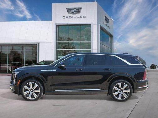 2025 Cadillac Escalade IQ Luxury 2