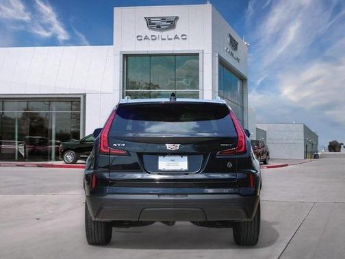 2024 Cadillac XT4 Luxury