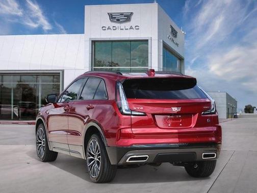 2024 Cadillac XT4 Sport