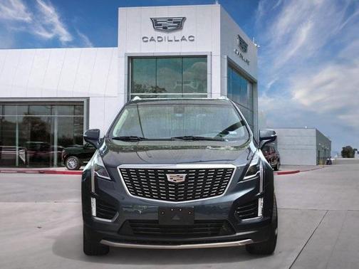 2025 Cadillac XT6 Premium Luxury FWD