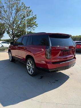 2025 Cadillac Escalade Sport Platinum