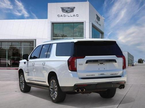 2023 GMC Yukon XL Denali Ultimate