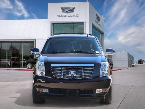 2014 Cadillac Escalade Luxury