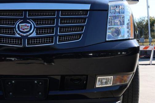 2014 Cadillac Escalade Luxury