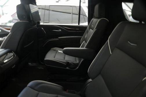 2024 Cadillac Escalade ESV Premium Luxury