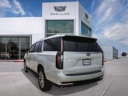 2024 Cadillac Escalade ESV Premium Luxury