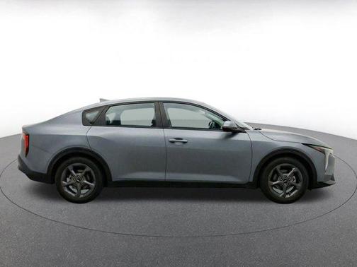 Haze 2025 Kia K4